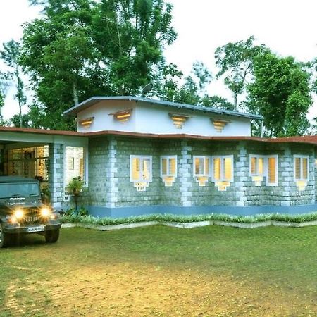 فندق Coorg Kolamotte Gonikoppal المظهر الخارجي الصورة